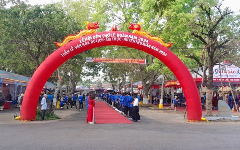 LỄ HỘI ĐỀN THỜ LÊ HOÀN HUYỆN THỌ XUÂN NĂM NAY CÓ GÌ KHÁC MỌI NĂM